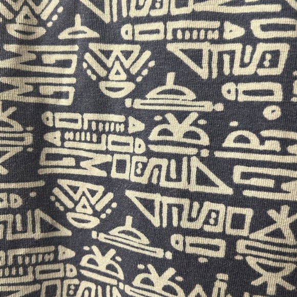 Lula Roe XL Perfect Tee - Picture 3 of 4